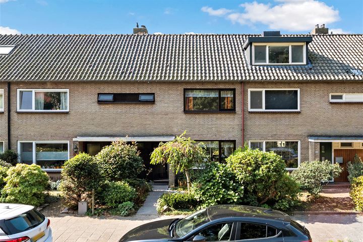 Johanna van Polanenlaan 50 in Leidschendam foto