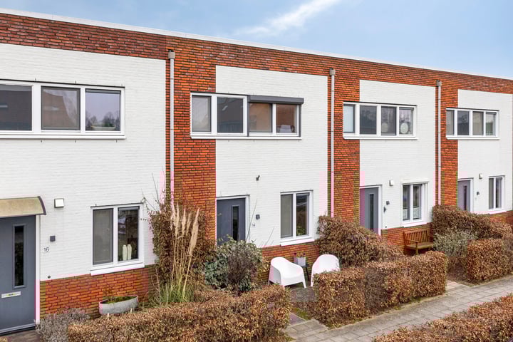 Johannes Broekhuysenstraat 14 in Deventer foto