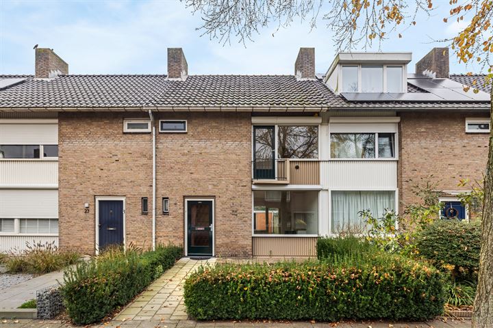 Johannes Heerstraat 25 in Best foto