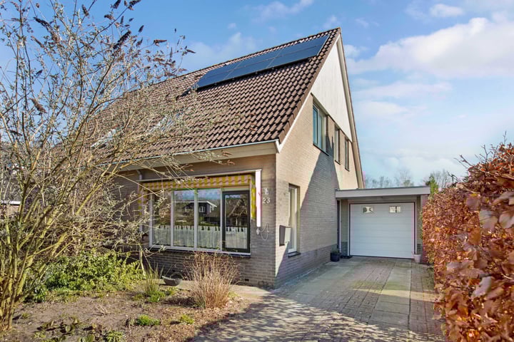 Johannes Mooijstraat 23 in Noordwolde foto