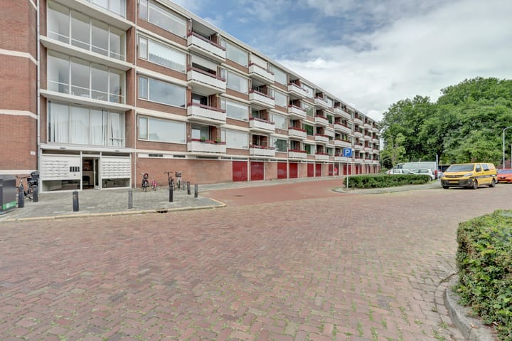 Johannes Poststraat 151 in Zwijndrecht foto