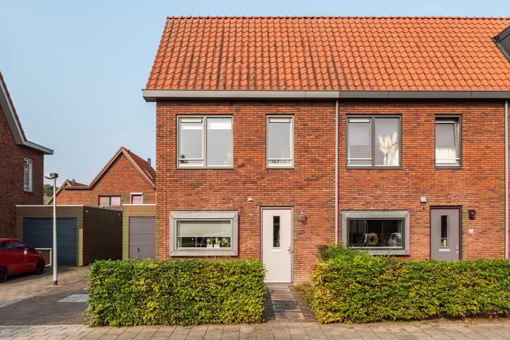 Johannes Vermeerstraat 23 in Kesteren foto