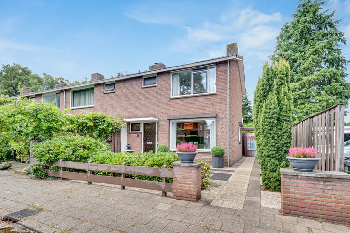 Johannes Wierlaan 74 in Den Dolder