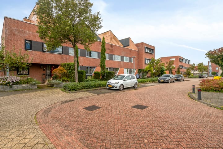 John Fernhoutstraat 6 in Almere foto