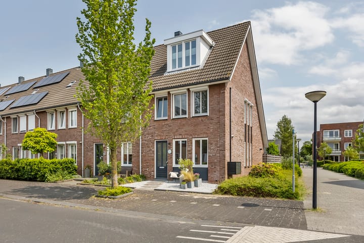 Jonathan 48 in Hardinxveld-Giessendam