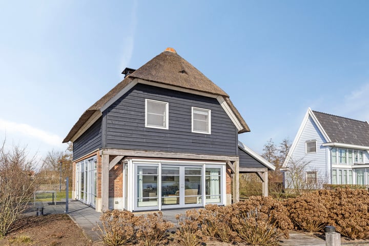 Jonenweg 5R-345 in Giethoorn foto