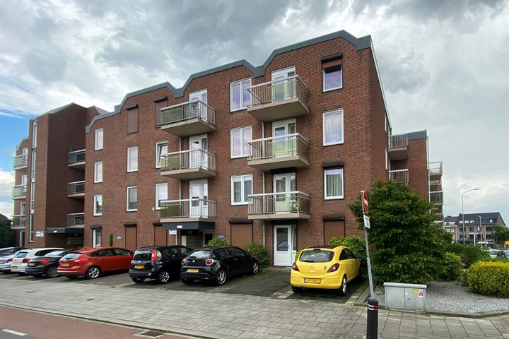 Jongmansweg 2 in Heerlen foto