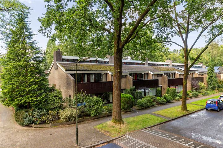 Joost van den Vondellaan 11 in Apeldoorn foto