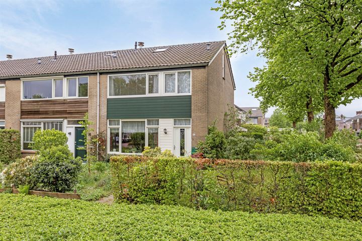 Joost van den Vondelstraat 93 in Winterswijk foto