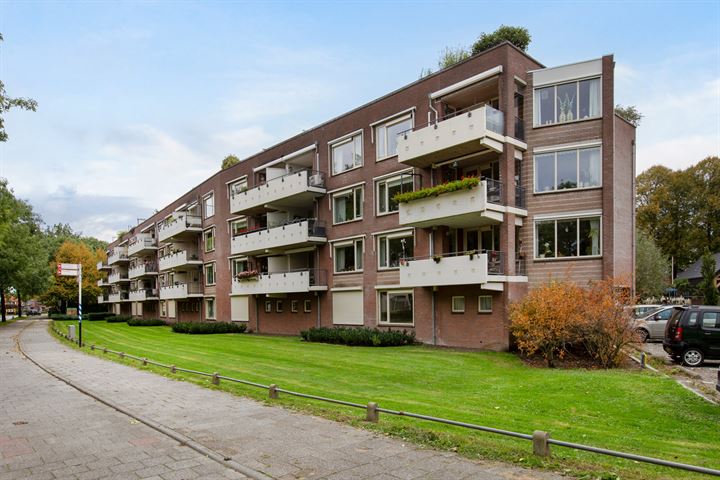 Joostenplein 1 in Oudewater foto