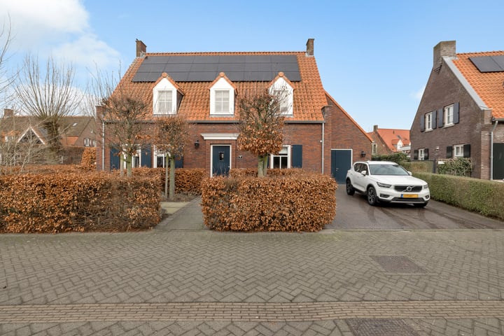 Jordenshoeve 8 in Helmond foto
