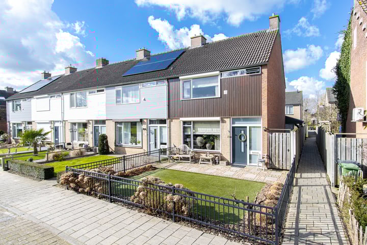 Juliana van Stolbergstraat 73 in Veen foto