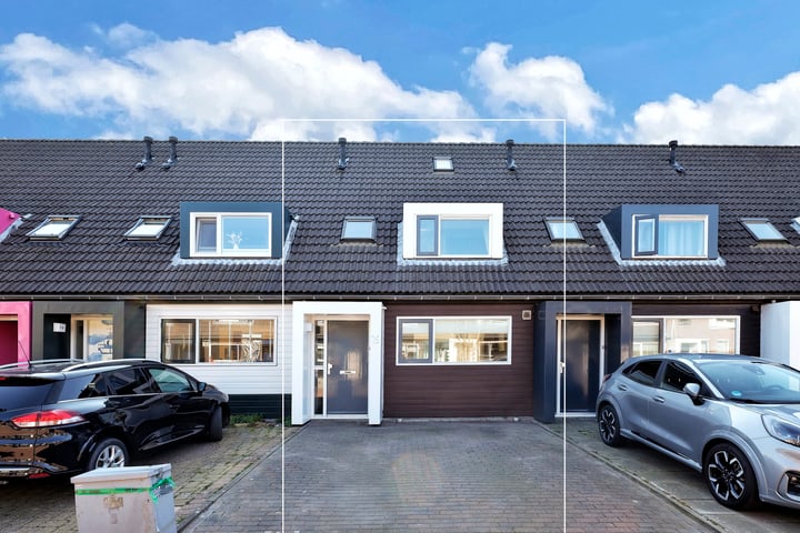 Juliana Wilhelmina van der Noordaatuin 15 in Heerhugowaard foto