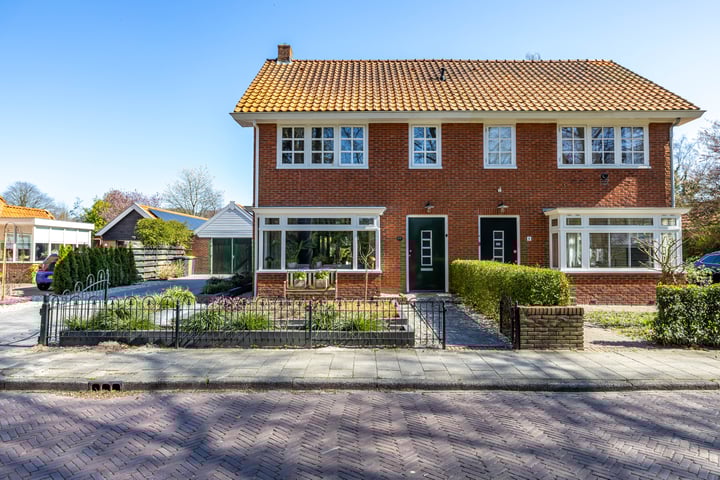 Foto van woning Julianalaan 11, Zuidlaren