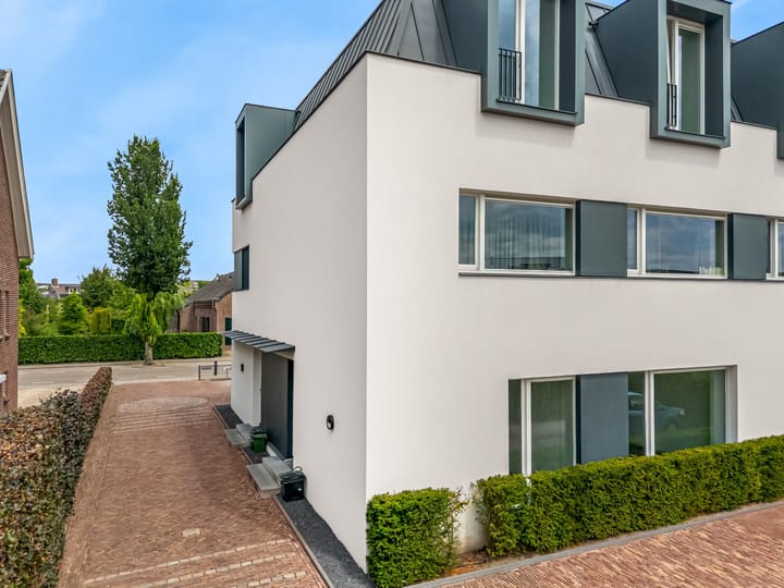 Julianalaan 15A-4 in Roermond foto