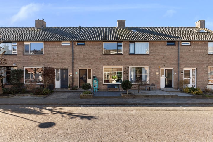 Julianalaan 21 in Reeuwijk foto
