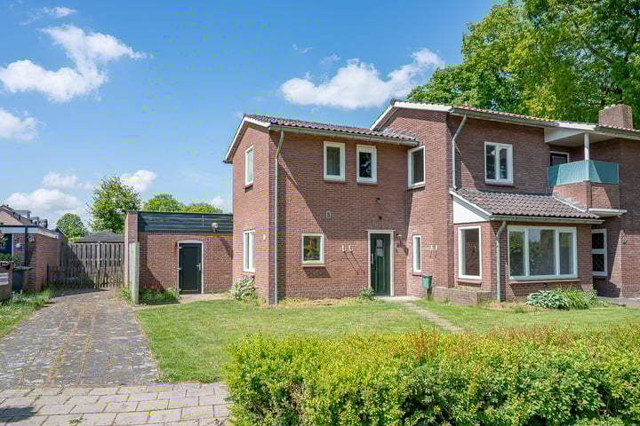 Julianalaan 25 in Vorden foto