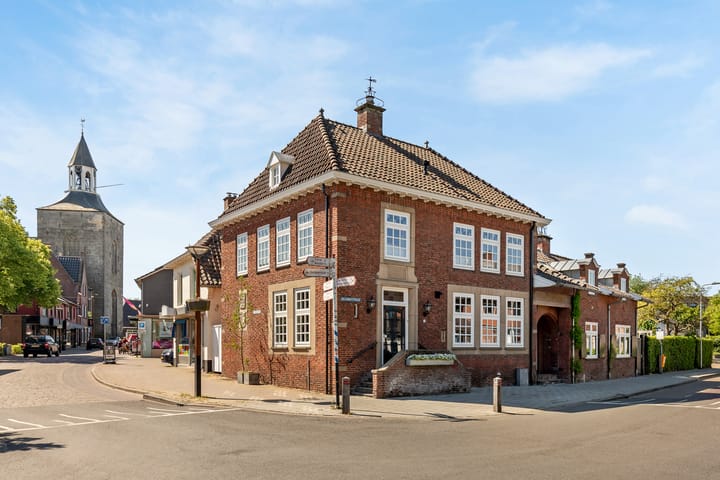 Julianastraat 1 in Tubbergen