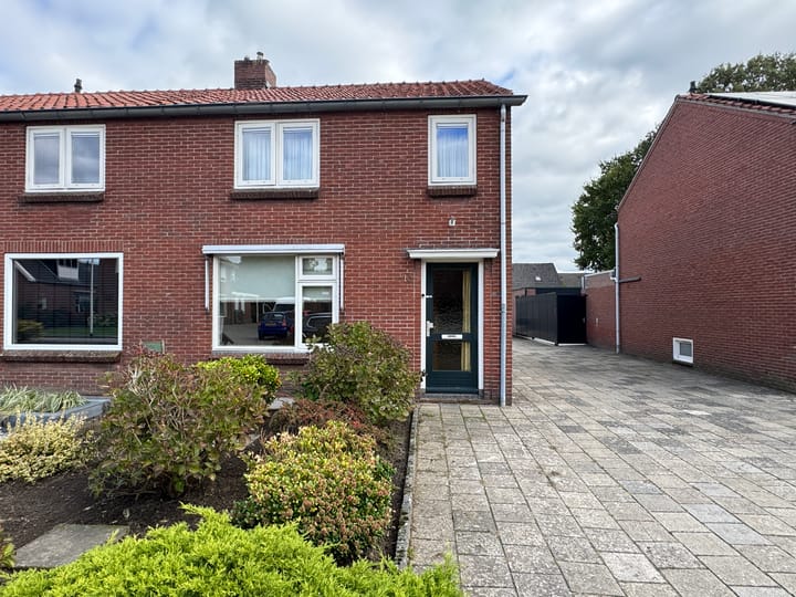 Foto van woning Julianastraat 10, Enter