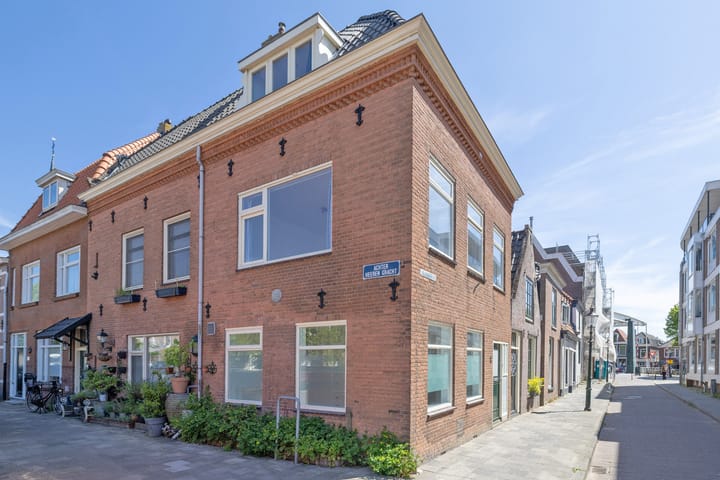 Julianastraat 12 in Weesp foto