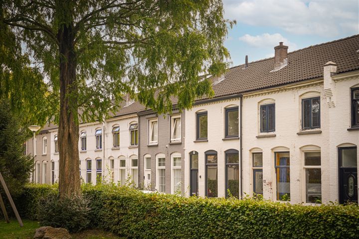 Julianastraat 15 in Leerdam foto