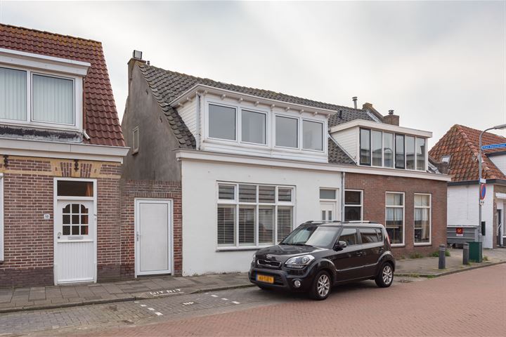 Julianastraat 16 in Egmond aan Zee foto