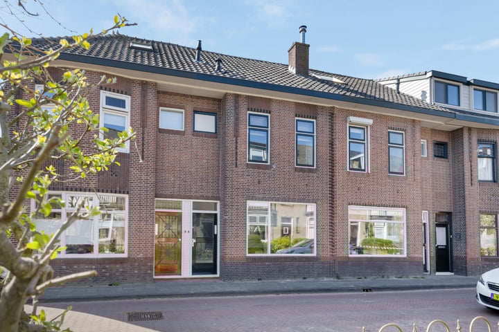 Julianastraat 18 in Woerden foto