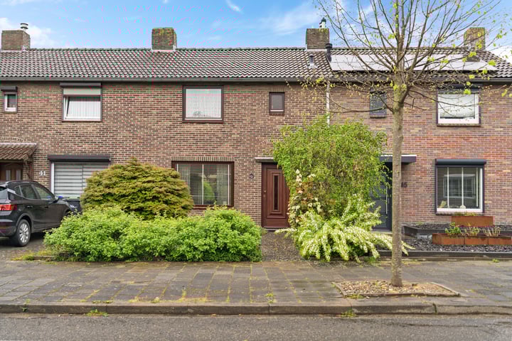 Julianastraat 43 in Hoensbroek foto