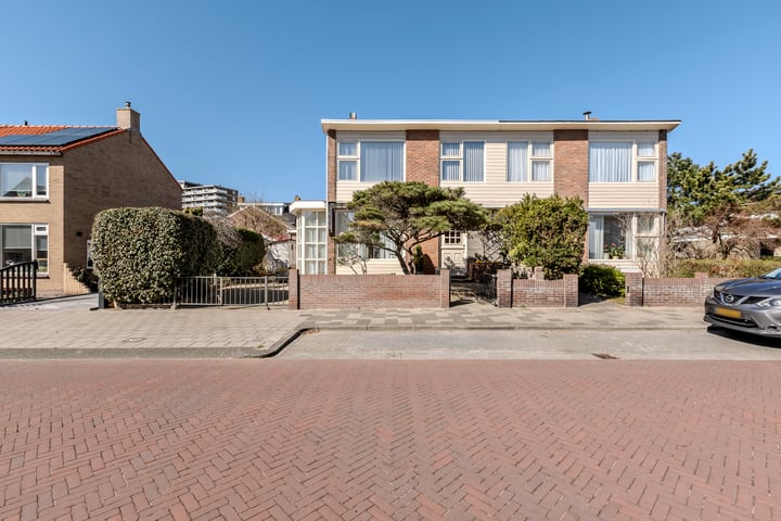 Julianastraat 49 in Egmond aan Zee foto