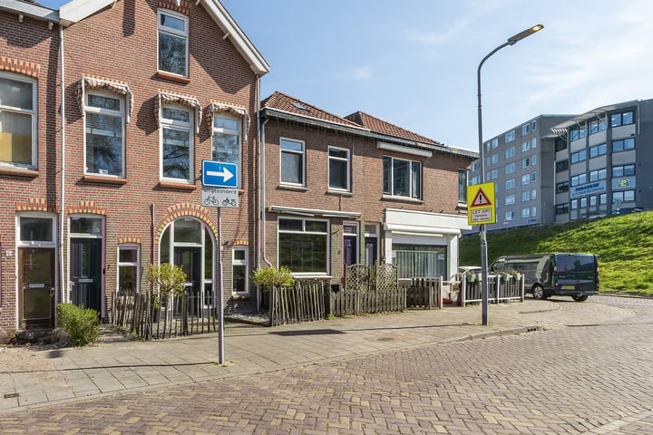 Foto van woning Julianastraat 5, Zwijndrecht