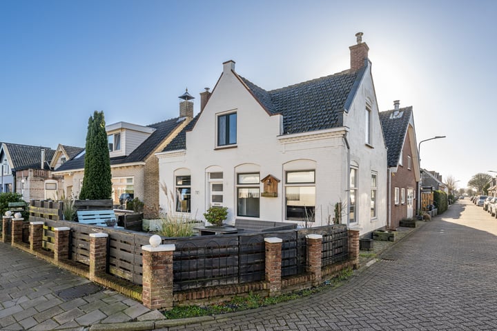 Julianaweg 12 in Melissant foto
