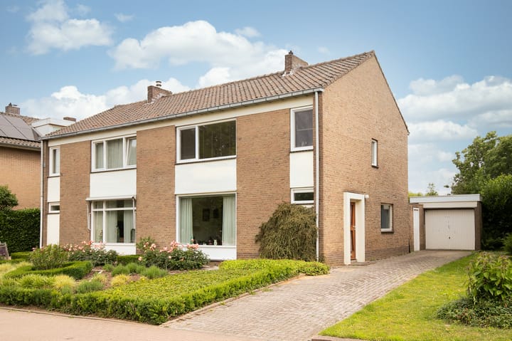 Julianaweg 25 in Sint Geertruid foto