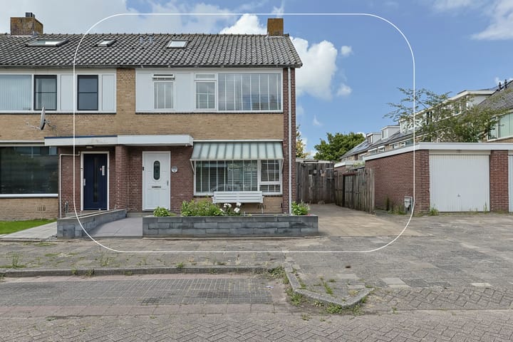 Jupiterstraat 12 in Alphen aan den Rijn foto