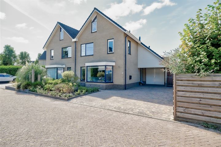 Jupiterstraat 16 in Assen foto