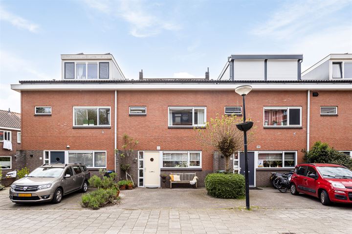 Justus van Effenpad 3 in Gouda foto