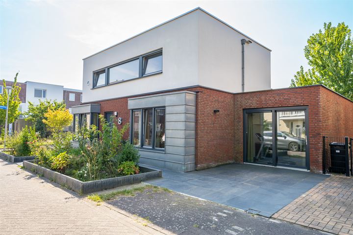 Juventastraat 8 in Almere foto