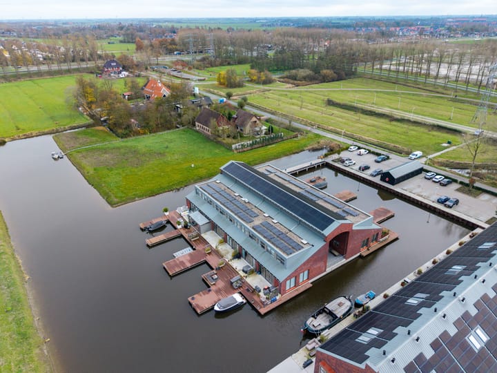 Jynkade 6 in Leeuwarden foto