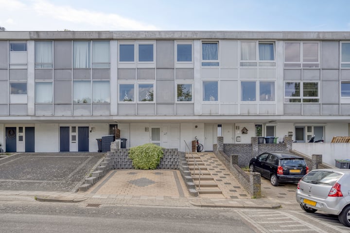 K.S.G.-straat 8 in Heerlen