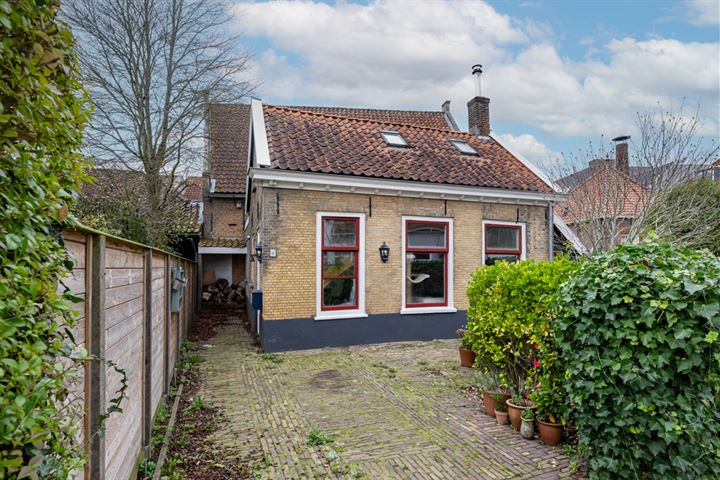 Kaaidreef 4 in Middelharnis foto