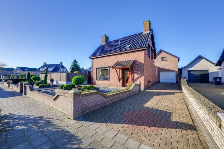 Kaaistraat 67 in St. Willebrord foto