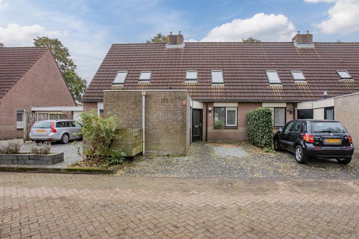 Kaarnheugte 19 in Assen foto