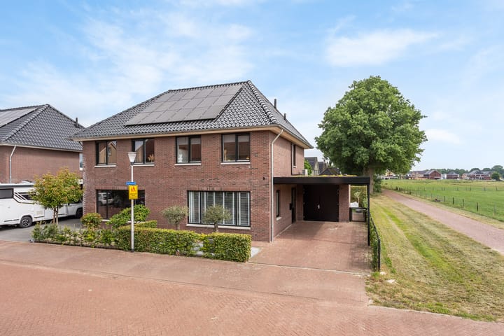Kafmolen 21 in Denekamp foto