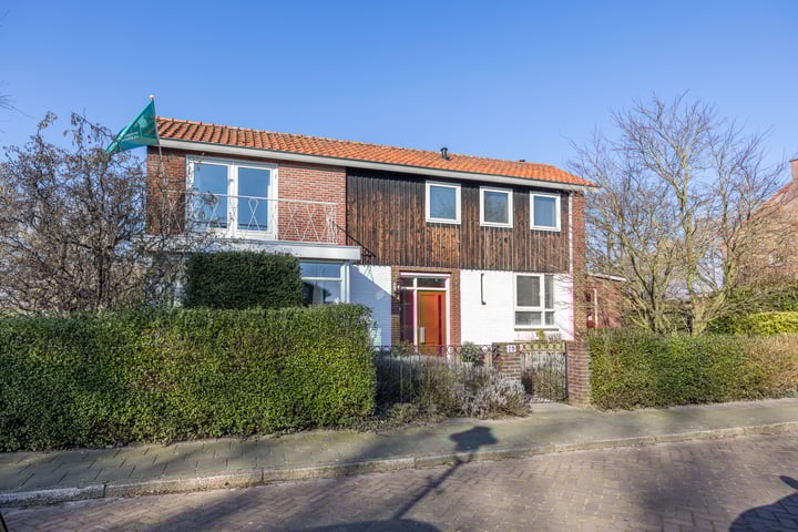Kalanderstraat 28 in Hengelo foto