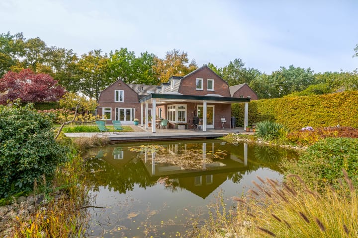 Kaldersedijk 8 in Helmond foto