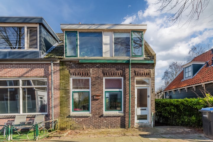 Kalf 80 in Zaandam foto