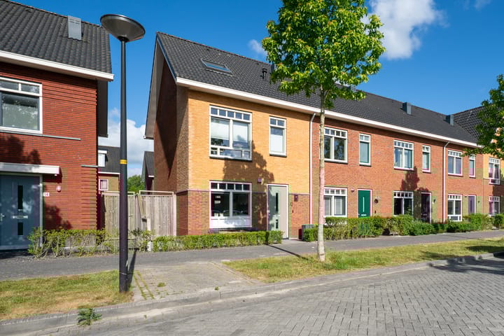 Kalmoesstraat 12 in Heerhugowaard foto