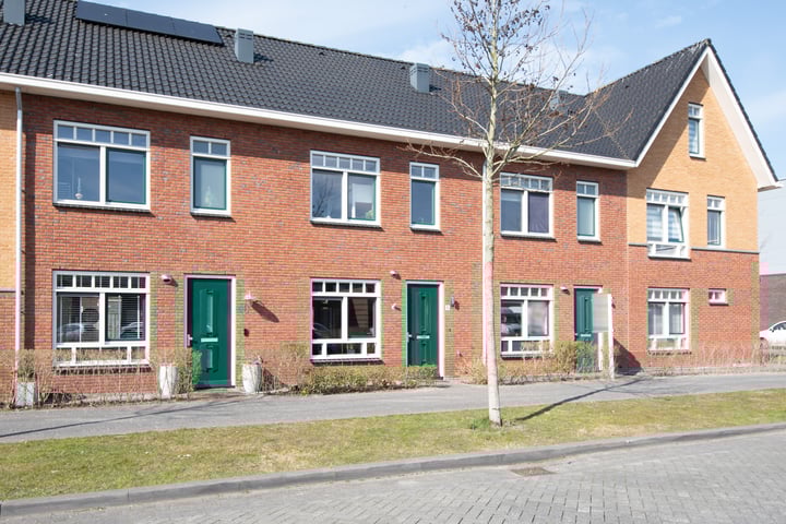 Kalmoesstraat 8 in Heerhugowaard foto