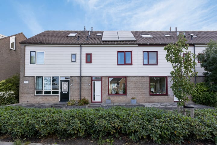 Kamille 73 in Zwaag