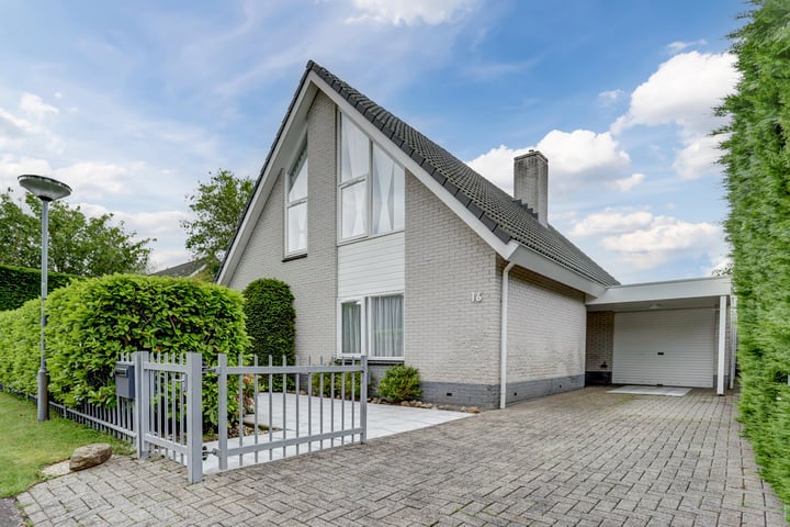 Kamillelaan 16 in Burgh-Haamstede foto