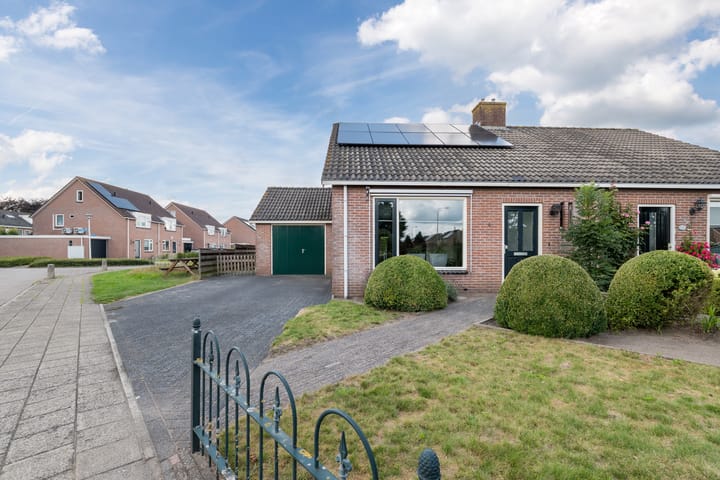 Foto van woning Kamperfoelie 4, Nieuwleusen